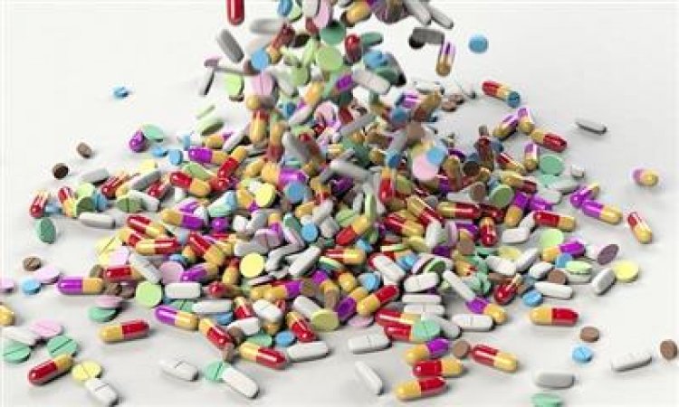 В России начало сокращаться число аптек