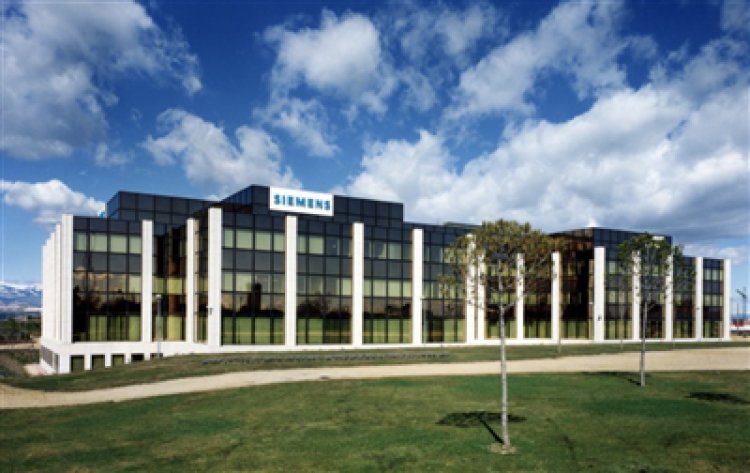 У Siemens нет контракта на работы на "Северном потоке", но она готова к ним - компания