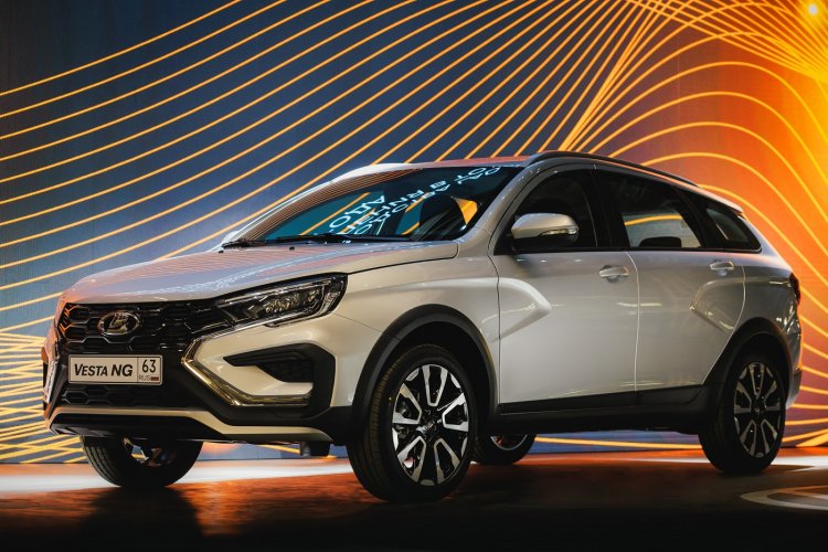 "АВТОВАЗ" начал промышленное производство LADA Vesta нового поколения