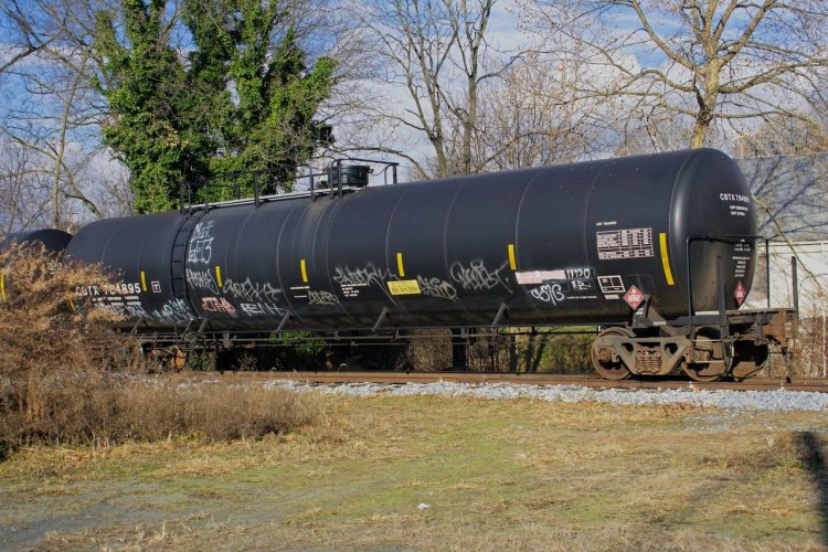Россия может добровольно сократить экспорт нефти в августе на 500 тысяч баррелей в сутки