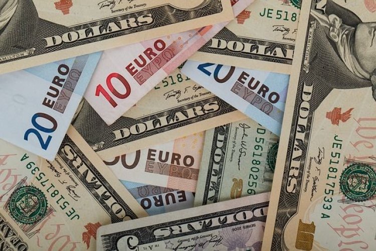 Российские власти договорились с экспортерами об увеличении продаж валютной выручки