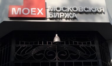 Объем торгов на Мосбирже в августе снизился на 1,6%