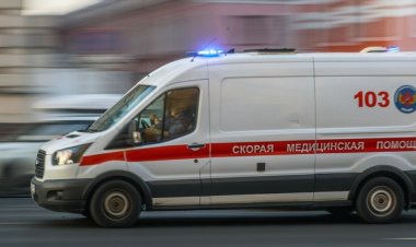 В Москве тренер увлекся смартфоном и не заметил тонущего в бассейне ребенка