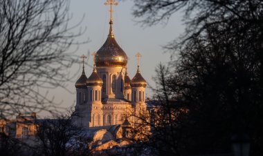 Сувениры в Сергиевом Посаде вызвали недоумение у верующих