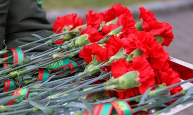 Иностранные дипломаты возложили цветы в Москве