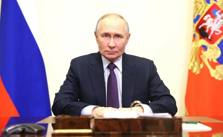 Путин встретился с освобожденным из Газы россиянином