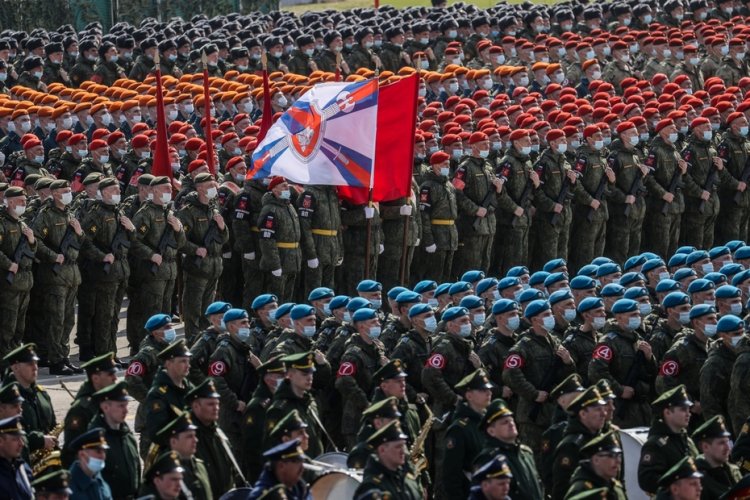 Опубликован список предметов, запрещенных к проносу на парад Победы